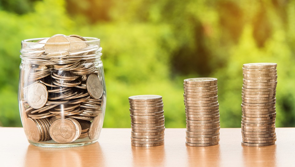 In this article we look at 5 ways you can start saving some extra money quickly.